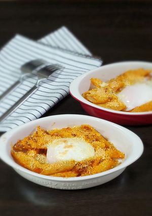 🤍市販ソースで簡単！温玉のせミートグラタン風-レシピのメイン写真