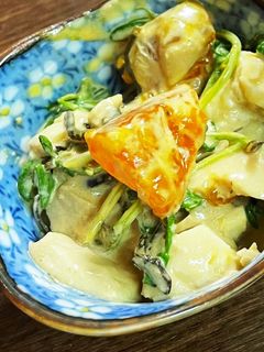 ゆで卵と豆苗の塩昆布サラダ-レシピのメイン写真