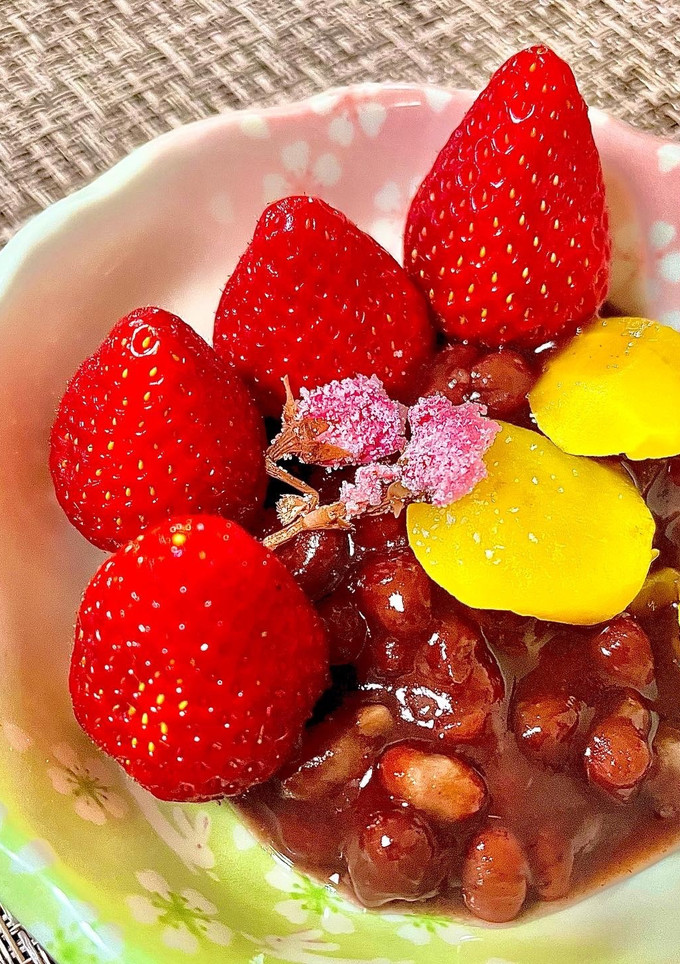 桜の塩漬けといちごの！春待ちあんみつ-レシピのメイン写真