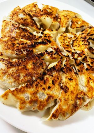 溢れる肉汁じゅわわぁ餃子-レシピのメイン写真