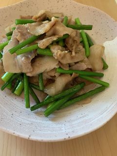 豚バラとにんにくの芽の炒め物-レシピのメイン写真