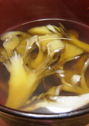 舞茸だけ！のシンプルお吸い物-レシピのメイン写真