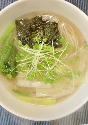 米麺でカラダに良さげな塩ラーメン -レシピのメイン写真