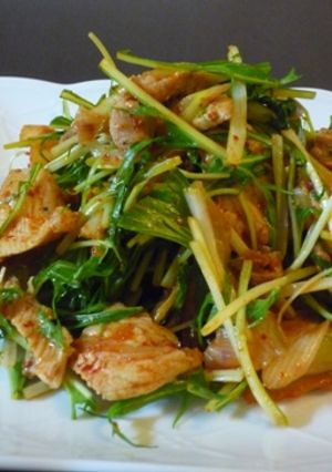 水菜と豚肉のキムチ炒め-レシピのメイン写真