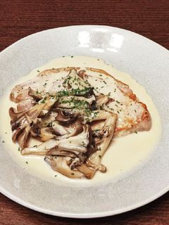 ポークソテー きのこクリームソース-レシピのメイン写真