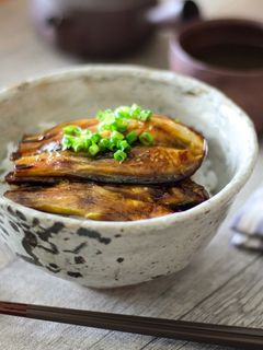 茄子のかば焼き丼-レシピのメイン写真