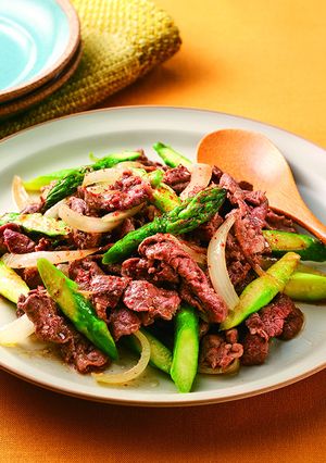 牛肉とアスパラのマヨ炒め-レシピのメイン写真