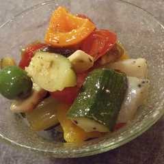รูปของ 野菜とチーズ&フルーツのマリネ