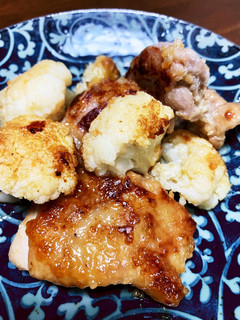 玉ねぎ麹で鶏とカリフラワー炒め-レシピのメイン写真