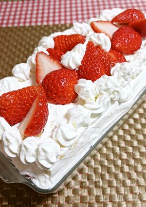★糖質オフ!!苺たっぷりスコップケーキ♪-レシピのメイン写真