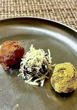 焼き芋で！バレンタイン生チョコ風トリュフ-レシピのメイン写真