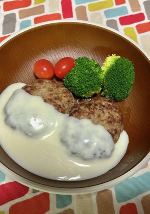 超簡単☆ホワイトソースのハンバーグ♪♪-レシピのメイン写真