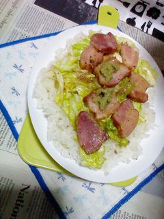 厚切ベーコン&春キャベツのカフェ丼-レシピのメイン写真