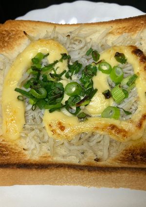 かんたんシラスのマヨネーズ焼きパン-レシピのメイン写真
