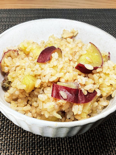 玄米ご飯+紅ほっぺ+生姜みじん切り-レシピのメイン写真