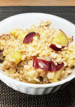 玄米ご飯＋紅ほっぺ＋生姜みじん切り-レシピのメイン写真