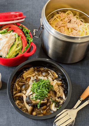 65℃ きのこソースのパスタと棒棒鶏弁当-レシピのメイン写真
