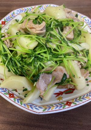 鶏ハラミとジャガイモ、豆苗あっさり炒め-レシピのメイン写真