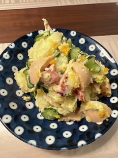 煮卵とカリカリベーコンのポテトサラダ-レシピのメイン写真