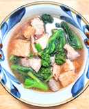 豚バラ肉と菜の花と厚揚げの煮込み
