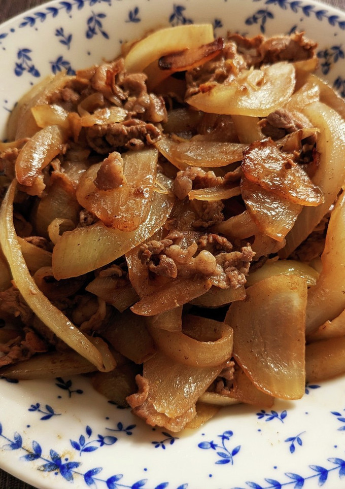 牛肉と玉ねぎの焼肉のたれ炒め-レシピのメイン写真