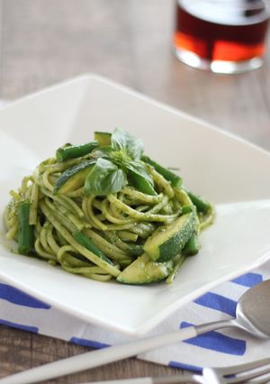 夏野菜を味わうジェノベーゼのリングイネ-レシピのメイン写真