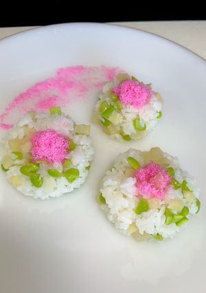 簡単ひな寿司☆枝豆とたくあん入りご飯で☆-レシピのメイン写真