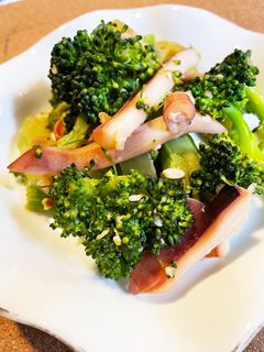 ボイルイカとブロッコリーの塩麹醤油炒め-レシピのメイン写真