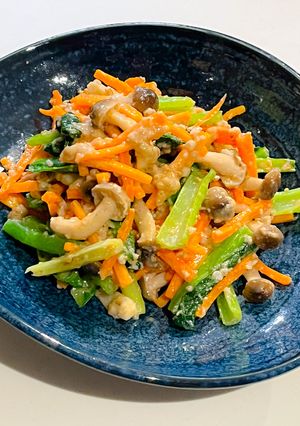 小松菜と野菜の甘酒胡麻和え-レシピのメイン写真
