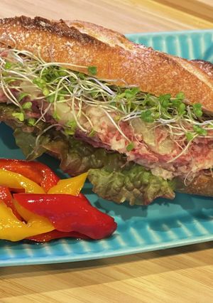 塚越のコンビーフとポテトのバゲットサンド-レシピのメイン写真