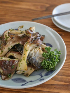 きのこと秋刀魚の香草バターソテー-レシピのメイン写真