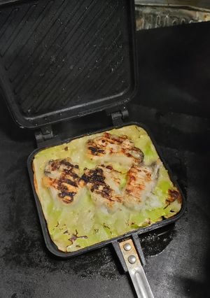 ホットサンドメーカーでカキオコ-レシピのメイン写真