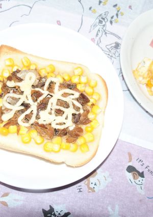 さばの味噌煮缶のコーンマヨトースト-レシピのメイン写真