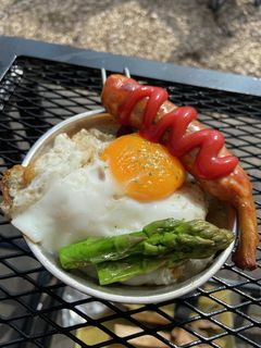 簡単朝ごはん!目玉焼きシェラ丼-レシピのメイン写真