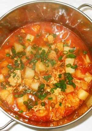 山芋鶏肉スープ♪胃小腸大腸の弱い方に薬膳-レシピのメイン写真