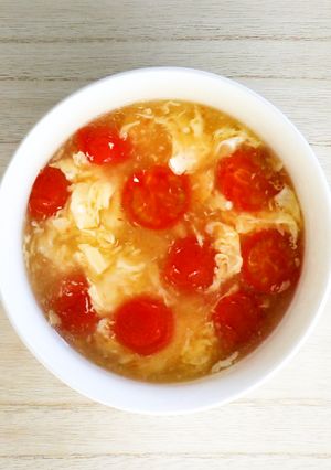 子ども喜ぶ！ふわとろ玉子とトマトのスープ-レシピのメイン写真