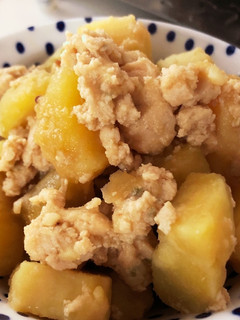 鶏ひき肉とさつまいもの煮物-レシピのメイン写真