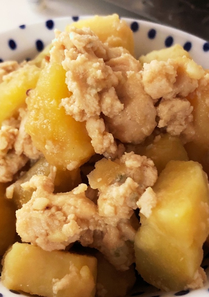 鶏ひき肉とさつまいもの煮物-レシピのメイン写真