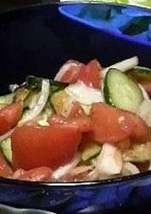 ドレッシング作る必要なし！簡単野菜サラダ-レシピのメイン写真