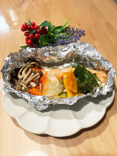 塩麹、玉ねぎ麹、バターの鮭野菜ホイル焼き-レシピのメイン写真