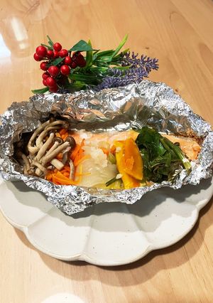 塩麹、玉ねぎ麹、バターの鮭野菜ホイル焼き-レシピのメイン写真