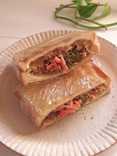 Wチーズ焼きそばホットサンド☆リメイク-レシピのメイン写真