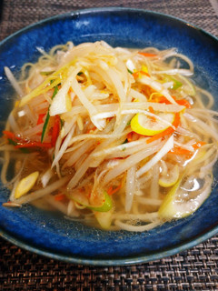 ラーメンに近いスープパスタ〜ねぎ塩味〜-レシピのメイン写真