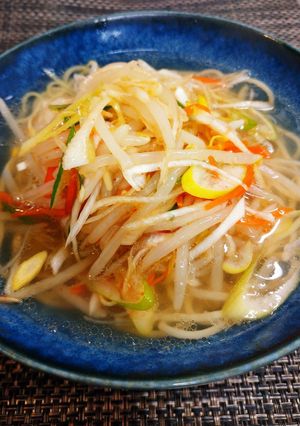 ラーメンに近いスープパスタ〜ねぎ塩味〜-レシピのメイン写真