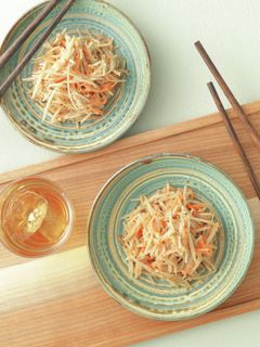 ごぼうとにんじんのごまサラダ-レシピのメイン写真