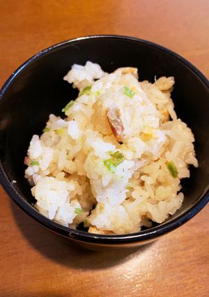 簡単！新玉ねぎと桜海老の和風炊き込みご飯-レシピのメイン写真
