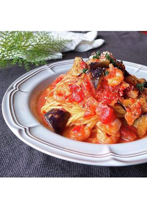 ナスとベーコン　エビのトマトソースパスタ-レシピのメイン写真
