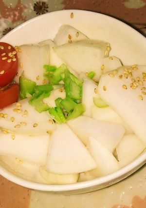 シンプルにも！かぶの浅漬けサラダ-レシピのメイン写真