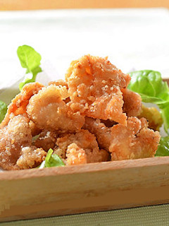 鶏皮のから揚げ、二度揚げでパリッパリ♪-レシピのメイン写真