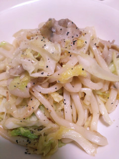 キャベツ大量消費、塩焼きうどん-レシピのメイン写真